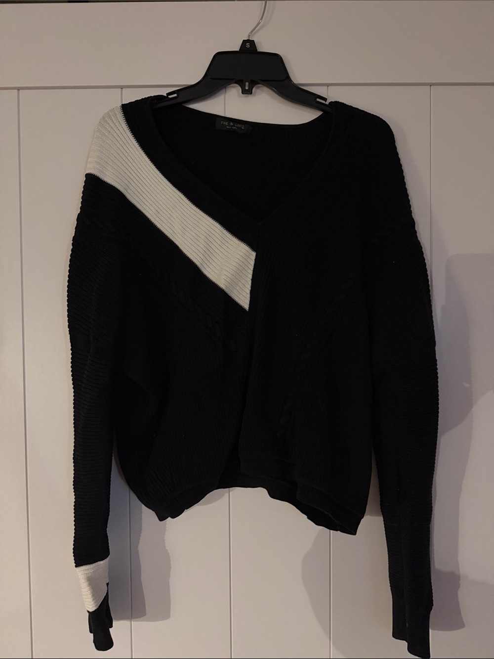 rag & bone Black V‑Neck Sweater with White Shoulder and Cuff Accents